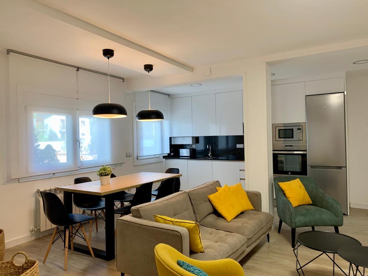 Bpirineos-Benazken Apartment Бенаск Екстериор снимка